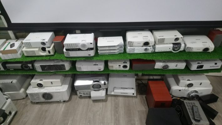 Tại sao máy chiếu cũ 4k tại Thanh Xuân Hà Nội được nhiều khách hàng lựa chọn nhiều?