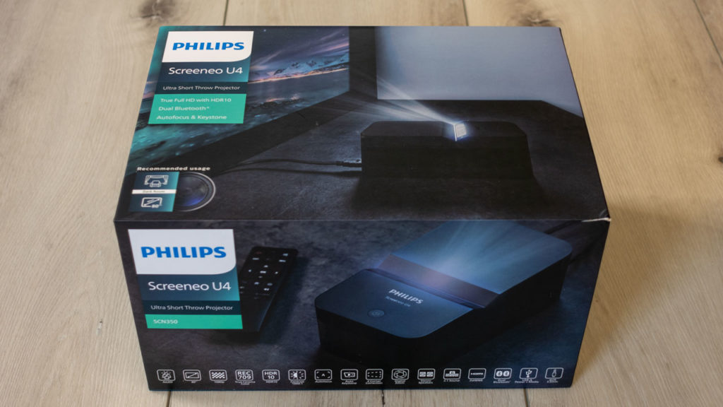 Hộp Philips Screeneo U4 - Đánh Giá Máy Chiếu - Hình Ảnh